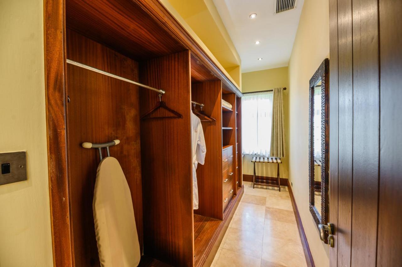 ซัน แอฟริกา บีช รีสอร์ต Hotel มอมบาซา ภายนอก รูปภาพ